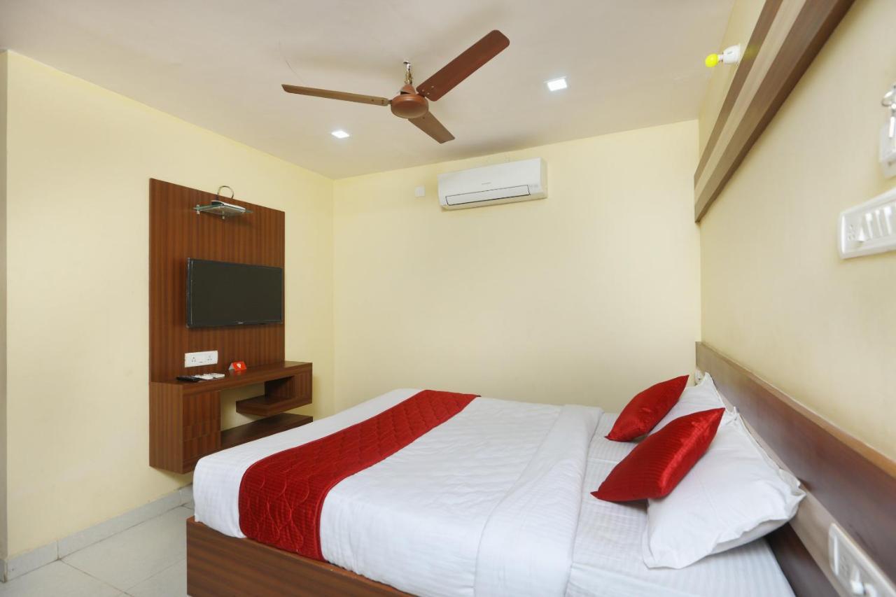 Oyo 7224 Krishna Prasad Hotel Chennai Ngoại thất bức ảnh