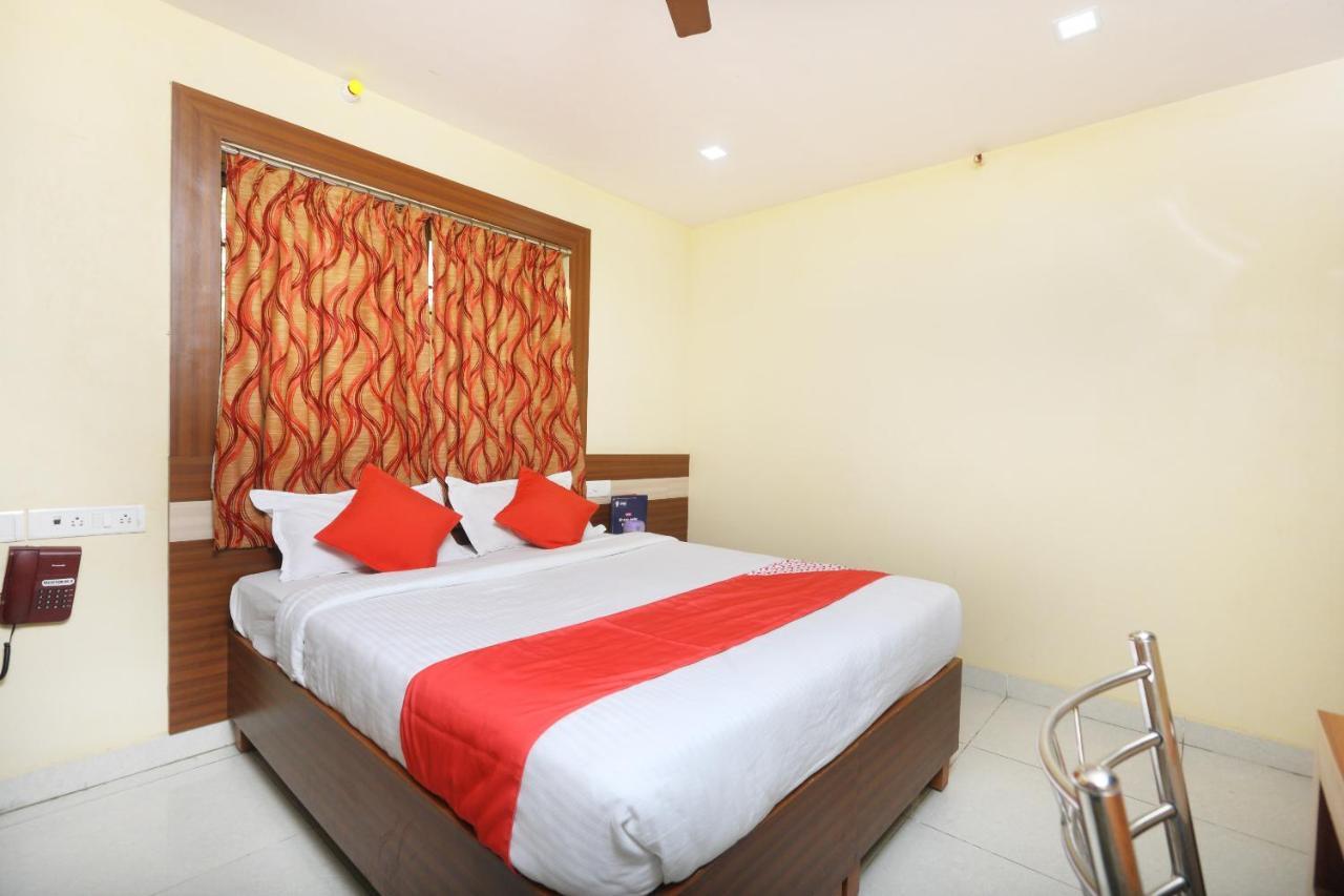 Oyo 7224 Krishna Prasad Hotel Chennai Ngoại thất bức ảnh