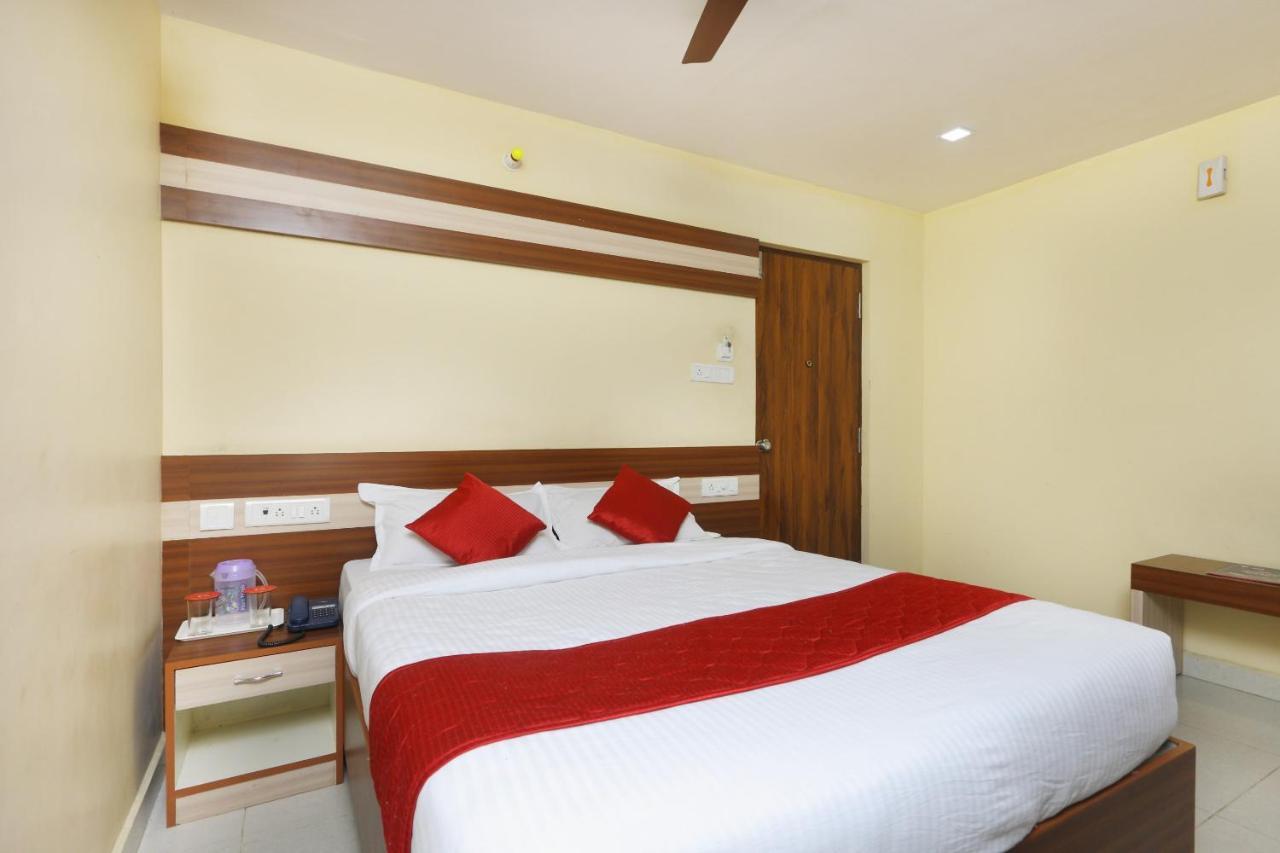 Oyo 7224 Krishna Prasad Hotel Chennai Ngoại thất bức ảnh