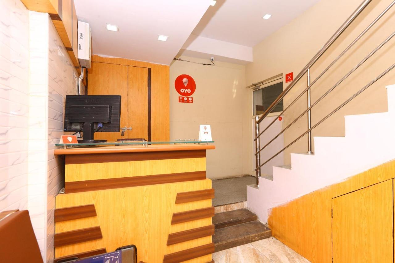 Oyo 7224 Krishna Prasad Hotel Chennai Ngoại thất bức ảnh